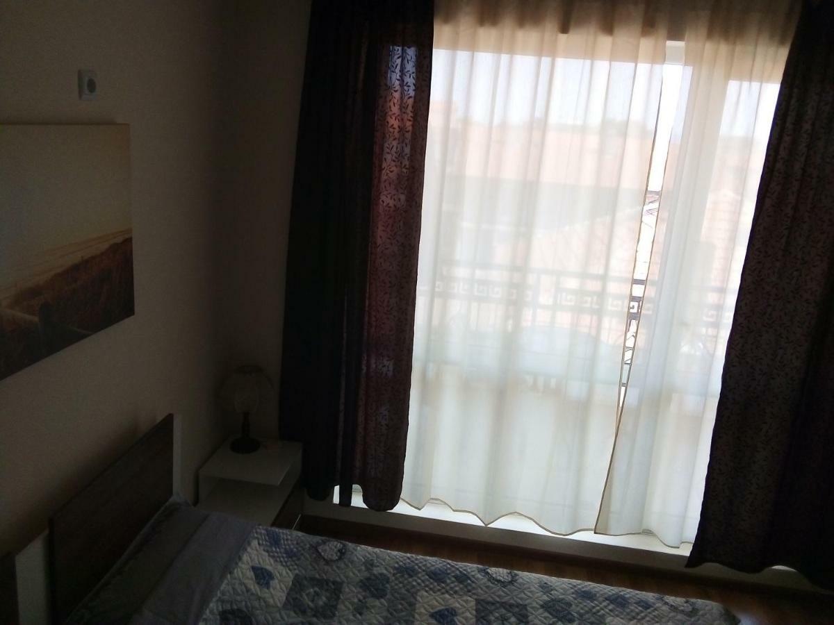 Emona Apartment Burgas City Exterior foto